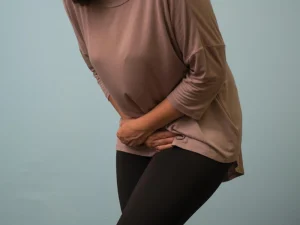 درد شکم در زنان یائسه